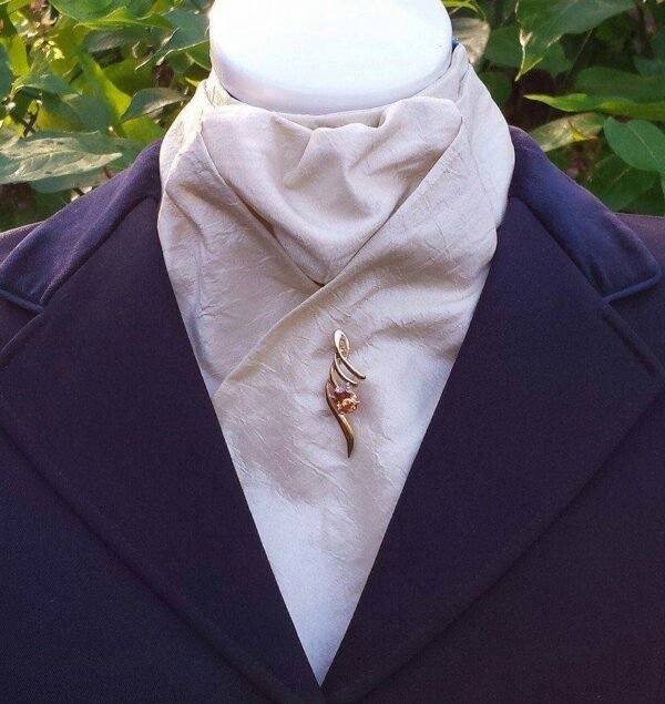 EPT04. Light Gold Taffeta Pre Tied Stock Tie