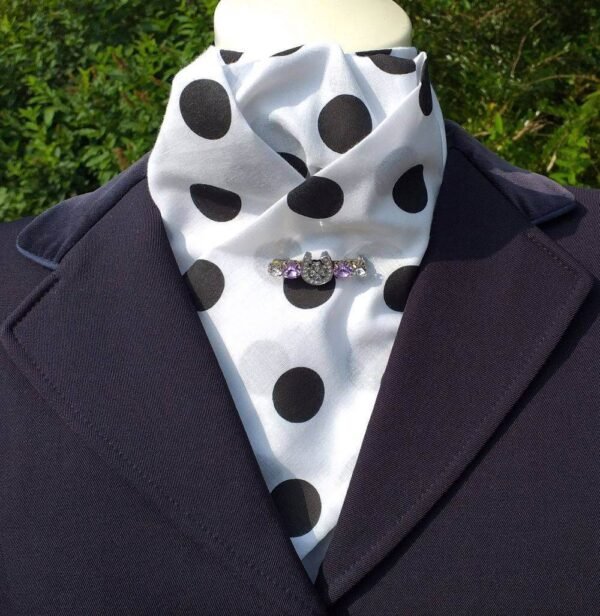 EPT29.  White Poly Cotton Pre Tied Stock Tie with Large Polka Dots