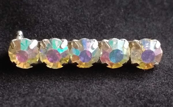 AB rhinestone stock pin brooch