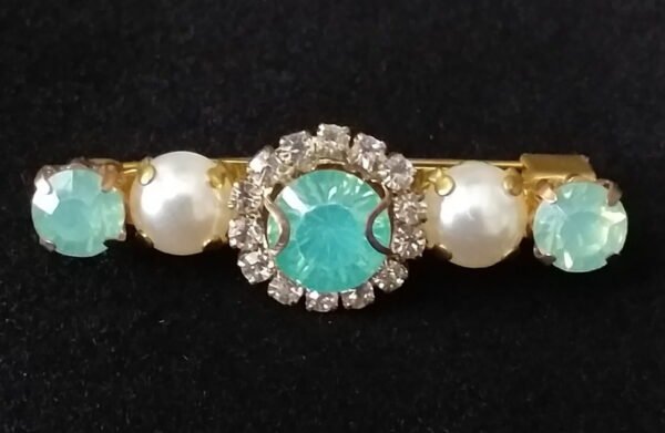 green and pearl stock pin brooch